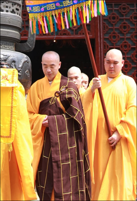 2009年济群法师为研究所学员传授菩提心戒 - 王老师 - 看破万缘恒顺